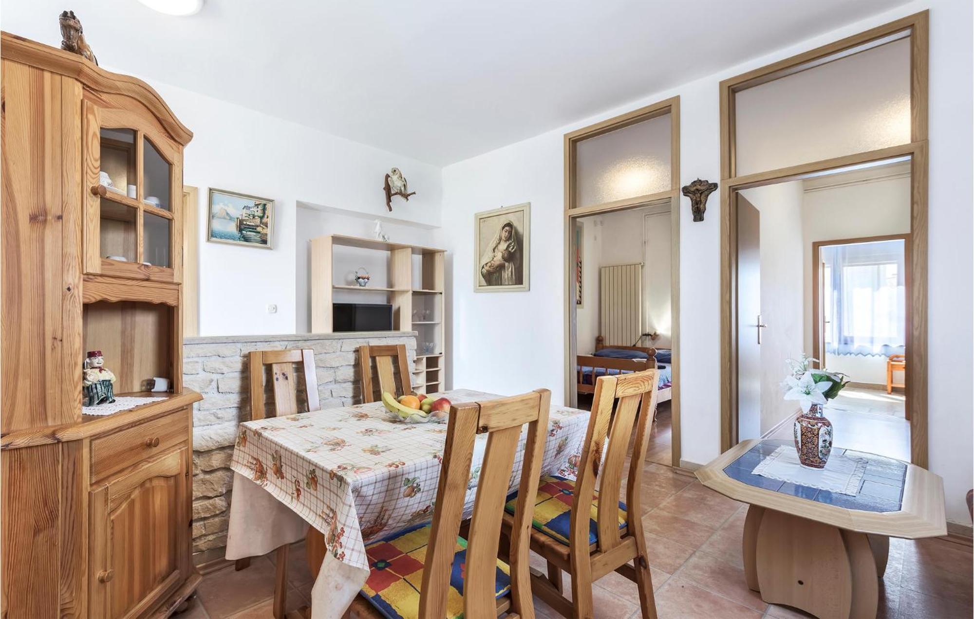 In With Kitchen *
